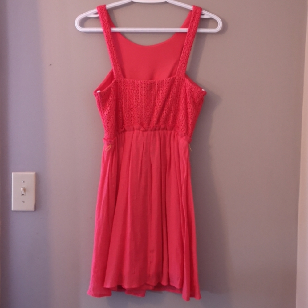 Dress - Picture 2 of 2